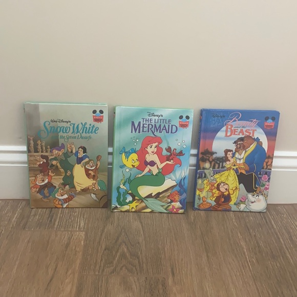 🧡 Disney books